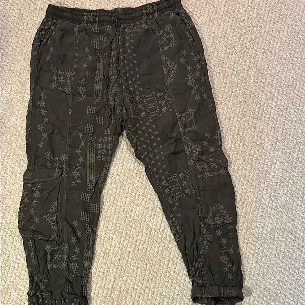 Johnny Was Green Patterned Cargo Pants